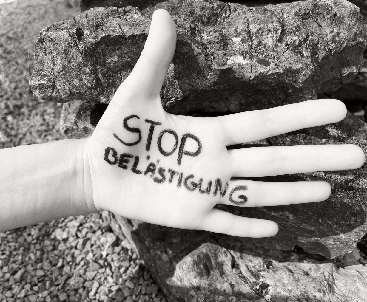 Stop Belästigung